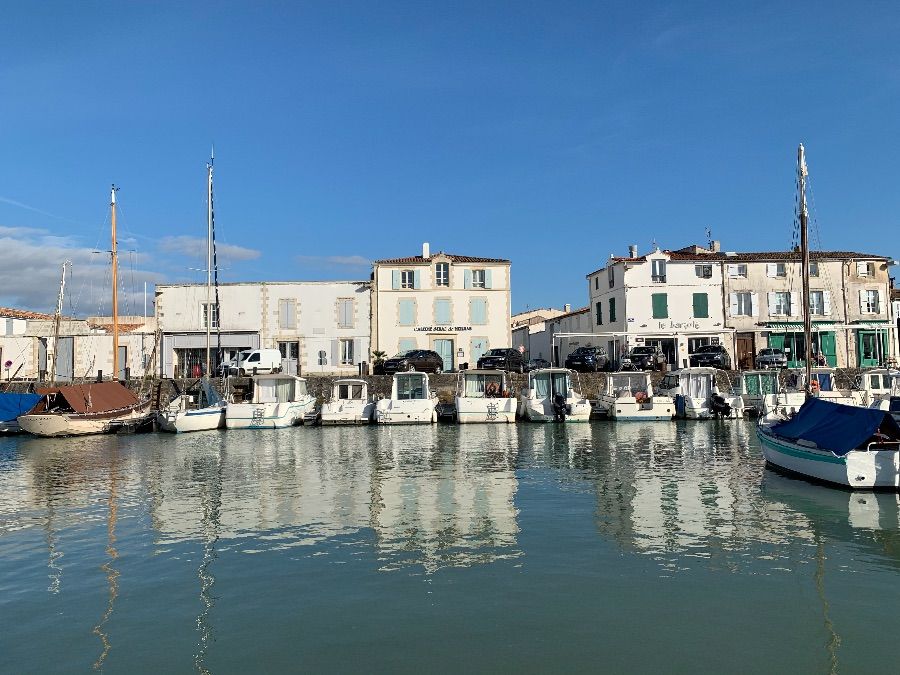 Louez votre bateau à l'île de Ré Larguez les amarres... 1